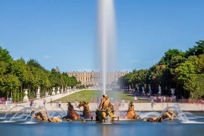 Visite en direct du château de Versailles avec accès aux jardins depuis Paris-offre